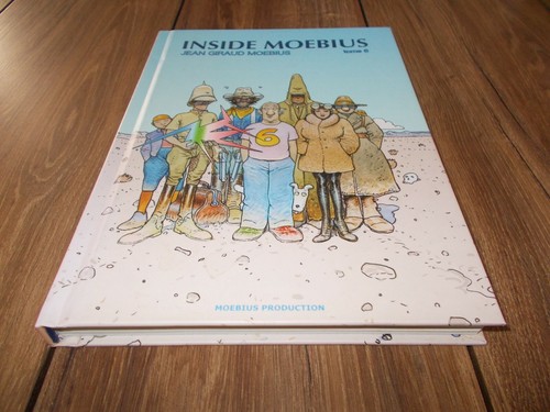 Moebius inside - /,